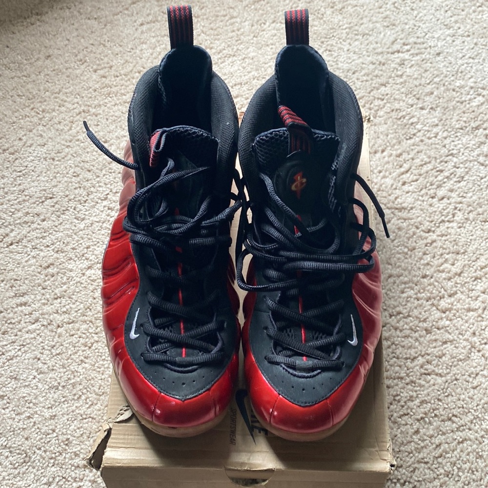 Like new red foam posits